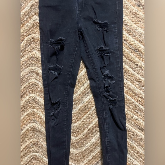 Levi's Women's Mile High Super Skinny Jeans,Black,Distressed,Ripped,Size 25 - Picture 2 of 9